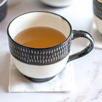 AA48 小石原焼 カネハ窯 飛び鉋モーニングカップ(黒×白ツヤ)