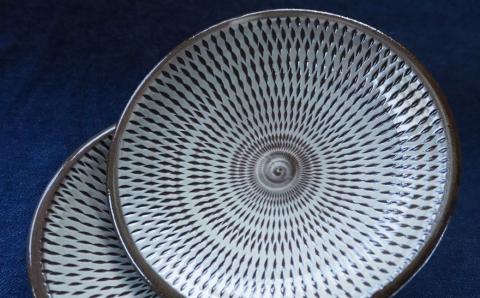 H39 小石原焼飛鉋五寸皿２枚セット直径約15cm（金丸窯）
