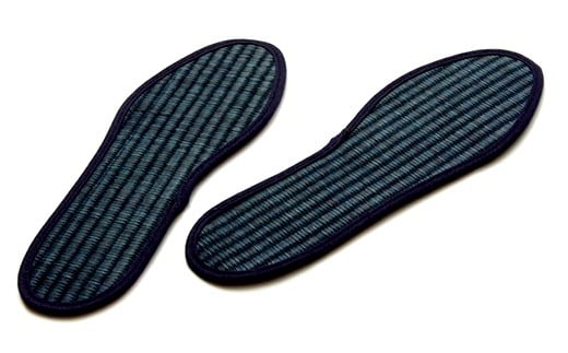 消臭い草インソール４足セットブラック　選べるサイズ　AA032