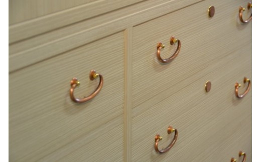 【受注生産】一間箪笥「蔓」 【畳一枚の面積!大型の桐たん