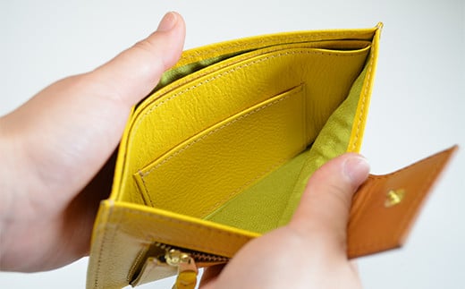 スマート長財布（シュリンクレザー・イエロー）　BK007