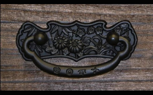 桐たんす専門店より 「ぼたん(衣装たんす)」 【経年変化を楽しめる伝統家具】 丁寧に手作業で仕上げた、開戸付きの総桐たんす 職人による、手作り・手仕上げの工場よりお届け／総桐箪笥和光　AH085