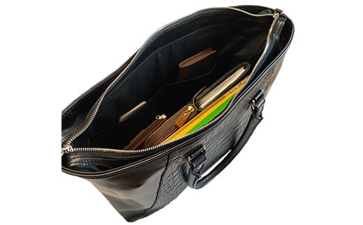 ビーゴ（トートバッグ）（クロコダイル革・ブラック）　BK048