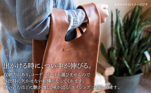 コニー（ 金具を使わないハンドバッグ ）（ オイルレザー・グリーン）　BK095