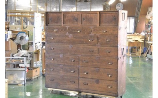 「桐箪笥再生（リフォーム） 幅180cm AH060」　もったいない!