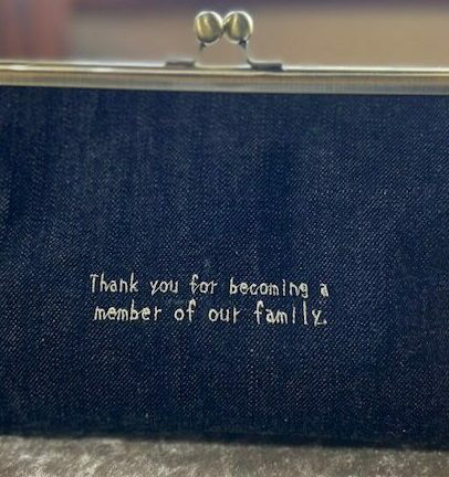 動物愛護 岡山デニム がま口 くろねこ 吉富町/猫山商事 [BGBE006] 福岡県