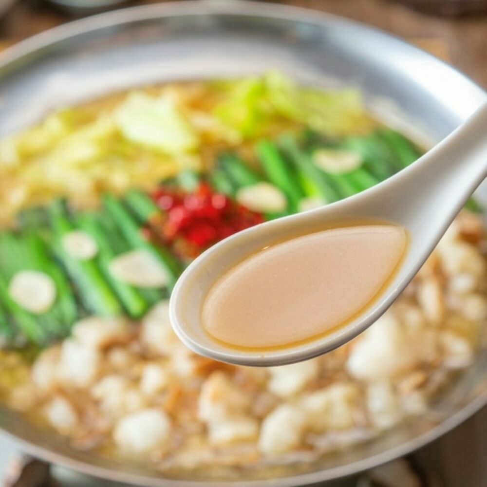 「上田商店」工場直販 もつ鍋セット(白味噌/8-10人前) 吉富町/株式会社吉浦コーポレーション [BGAD060]