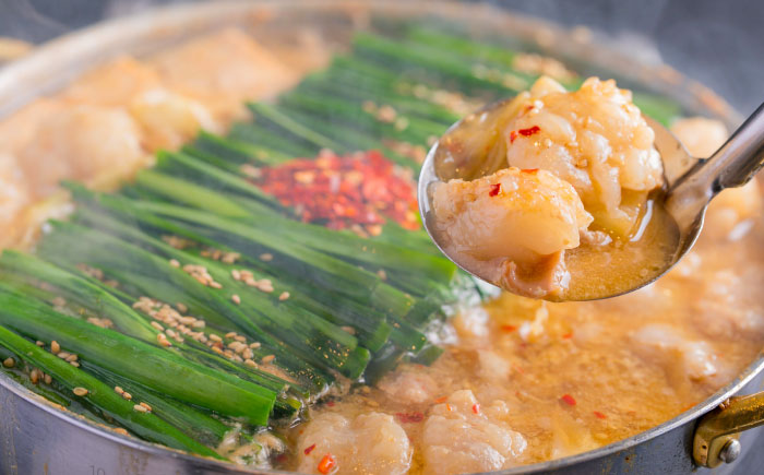 【隔月3回定期便】「おおやま」もつ鍋味わい定期便 吉富町/株式会社吉浦コーポレーション [BGAD075]もつなべ 鍋 おおやま