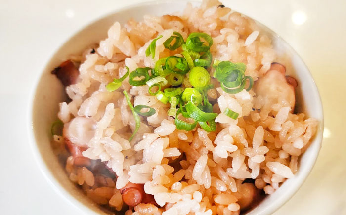 【水産会社ならではの鮮度風味】 たこ飯の素 5袋 吉富町/南水産 [BGBD001] たこめし 素 タコ飯の素 炊き込みご飯 炊き込みごはん 2合用 ご飯 タコ 蛸 おいしい 非常食 保存食 お取り寄せ グルメ