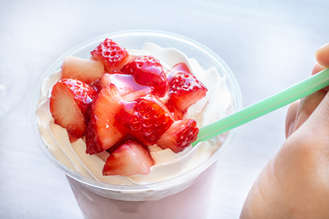 【訳あり】博多和牛 サーロインステーキ&冷凍あまおうセット 計1.3kg 吉富町/株式会社MEAT PLUS [BGAB024] 赤身肉 あまおう 冷凍いちご ジャム アイス 冷凍 訳アリ ワケアリ わけあり 理由あり 福岡県