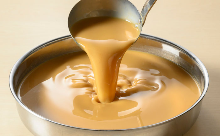 【隔月6回定期便】「おおやま」もつ鍋味わい定期便 吉富町/株式会社吉浦コーポレーション [BGAD076]もつなべ 鍋 おおやま