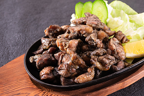 はかた地どり 炭火焼セット 500g(100g×5P) 吉富町/株式会社MEAT PLUS [BGAB028] 鶏肉 鳥肉 地鶏 ブランド鶏 福岡県