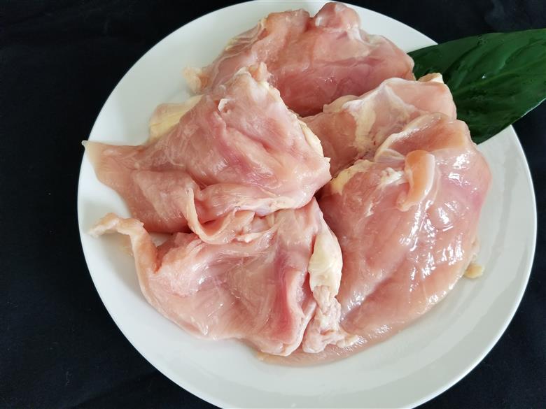 はかた地どり むね肉(約1kg) 吉富町/株式会社吉浦コーポレーション [BGAD004] 福岡県
