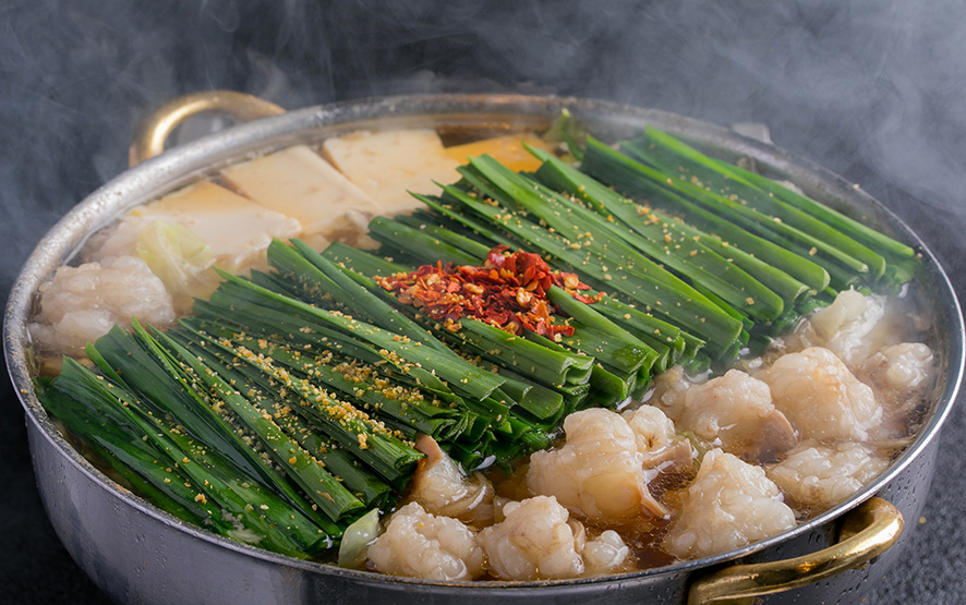 「おおやま」博多もつ鍋(しょうゆ味/4人前) 吉富町/株式会社吉浦コーポレーション [BGAD021] 醤油味 醤油 スープ モツ鍋 もつ モツ ホルモン 福岡 博多 本場 冷凍 福岡県