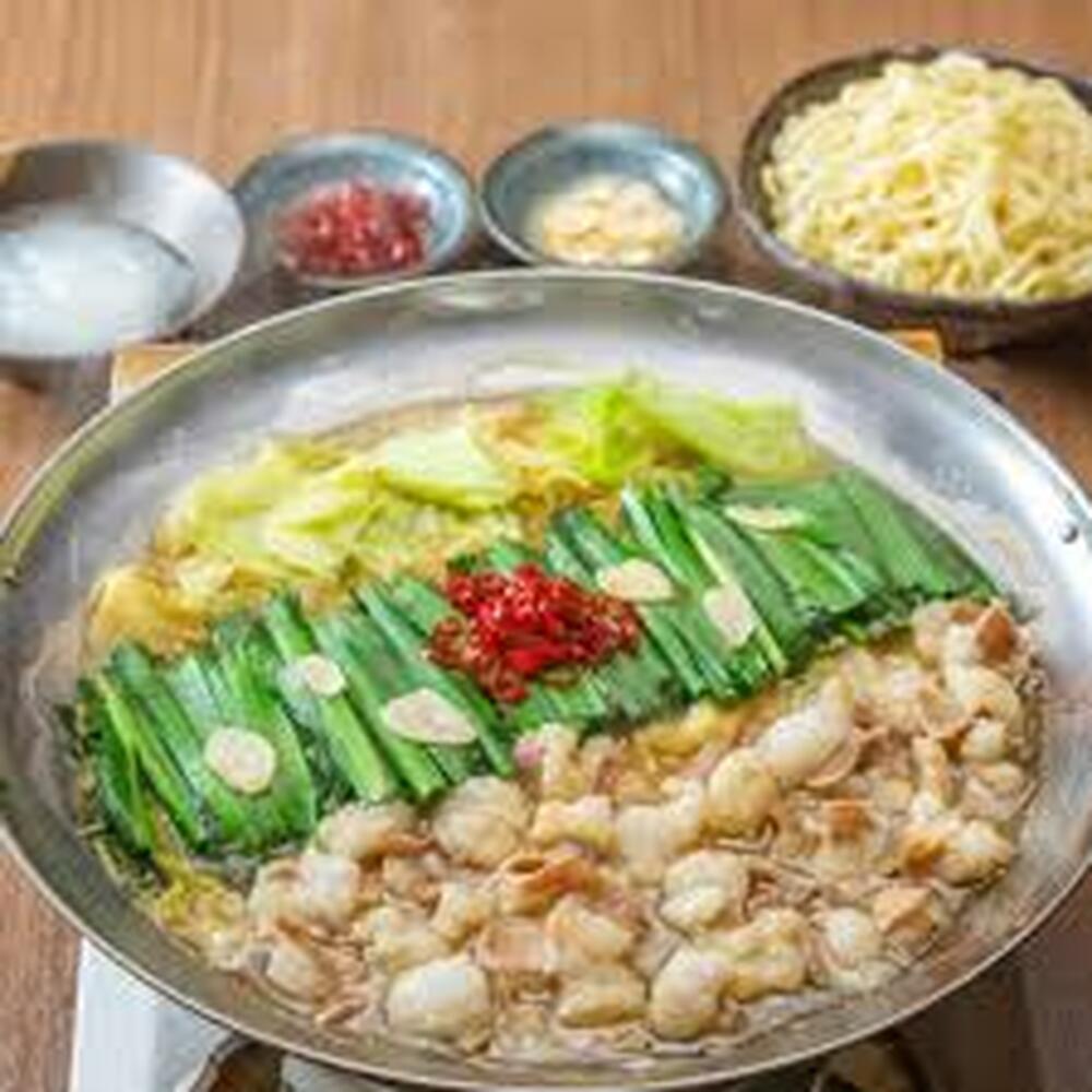 「上田商店」工場直販 もつ鍋セット(白味噌/8-10人前) 吉富町/株式会社吉浦コーポレーション [BGAD060]