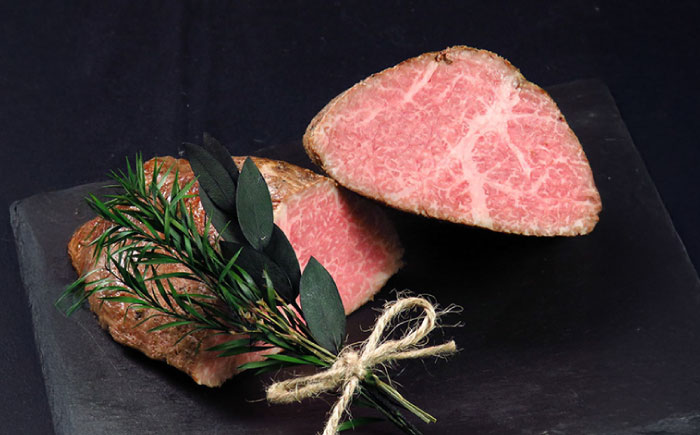 国産 博多和牛 A5ランク ローストビーフ 200g×2個 雌 ≪築上町≫【KRAZY MEAT】赤身 モモ 肉 牛肉 黒毛和牛 ギフト [ABEN033]