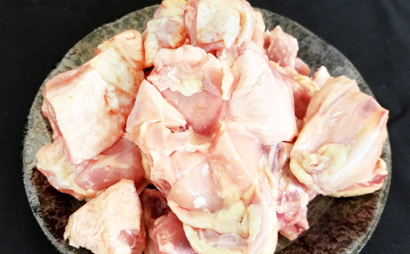 はかた地どり ぶつ切り肉(約1kg)《築上町》【吉浦コーポレーション】 はかた地どり ぶつ切り 鶏肉 地鶏 国産 [ABFF003]