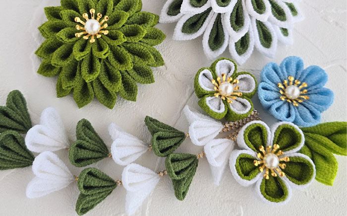 【つまみ細工の髪飾り　ふるさと納税限定配色】10点セット《築上町》【恋桜】　成人式　七五三　結婚式　卒業式　前撮り [ABEK003]