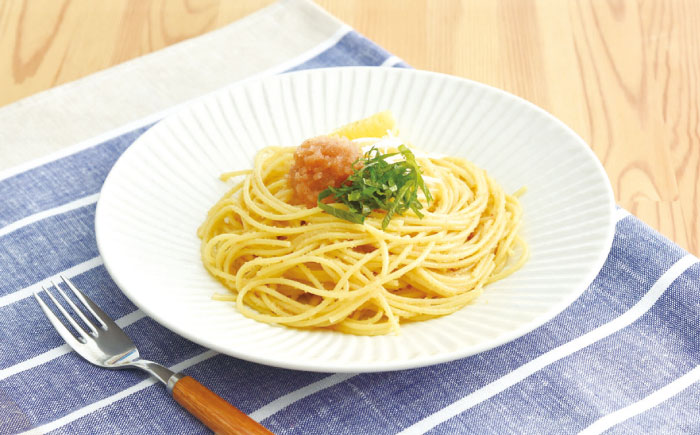 【食品添加物不使用】辛子明太子 並切 500g 築上町 / 株式会社 海千 [ABEQ025]