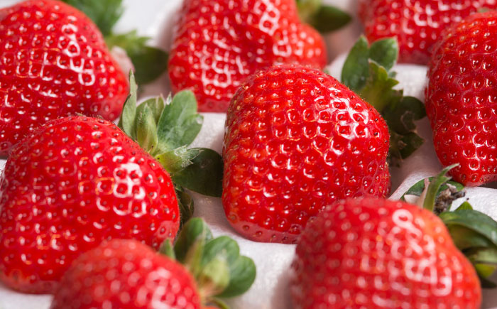 【順次発送】福岡産 あまおう ギフト箱（24-30粒） 《築上町》【南国フルーツ株式会社】果物 苺 いちご [ABET004]