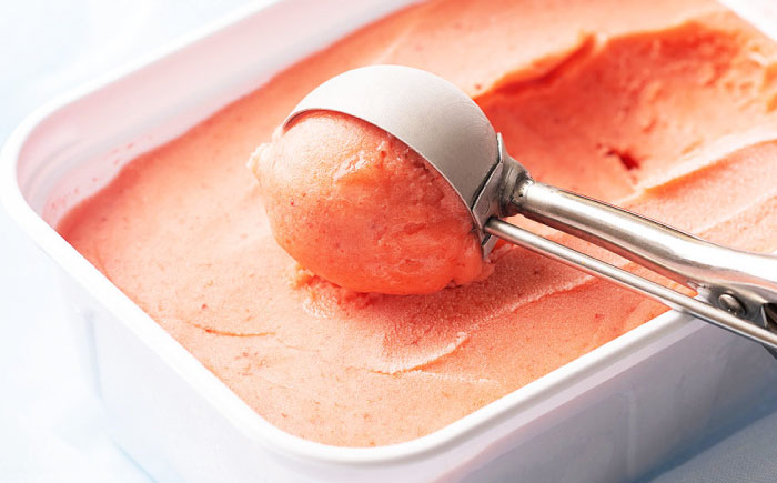 【採れたて】【2026年4月以降発送】福岡産 濃厚 あまおう ジェラート 1000ml 《築上町》【南国フルーツ株式会社】アイス スイーツ イチゴ 苺 いちご [ABET005]