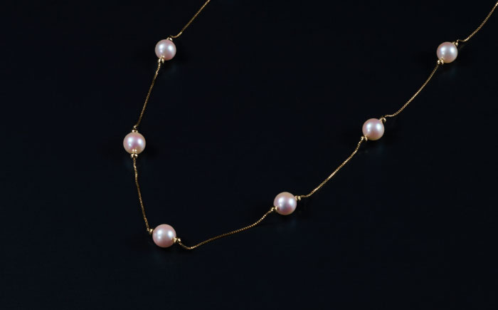 【選べる】8.0-8.5mm アコヤ真珠ロングステーションネックレス（ イエローゴールドorプラチナ ） / アクセサリー / 佐賀県 [41AAAA016]