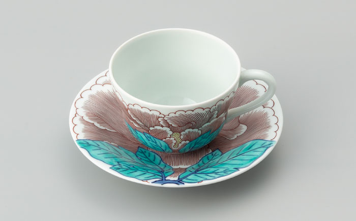 【有田焼】重要無形文化財 色鍋島牡丹文碗皿 / 佐賀県 / 今右衛門焼佐賀店有銘堂 [41AAAY006]