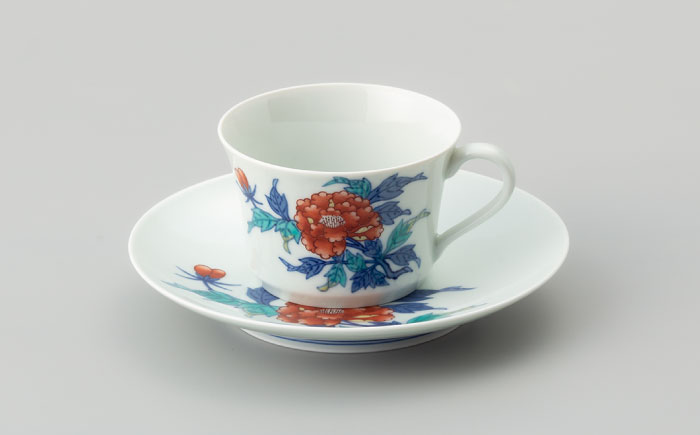 【有田焼】重要無形文化財 牡丹絵 碗皿  / 佐賀県 / 今右衛門焼佐賀店有銘堂 [41AAAY012]