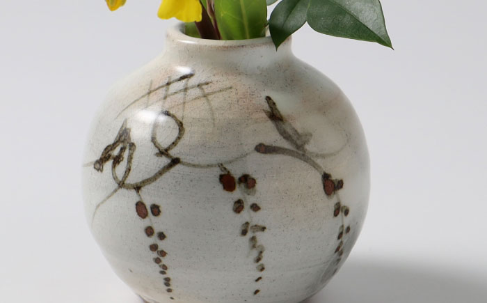 【唐津焼】絵粉引花入 / 花瓶 / 佐賀県 / 大杉皿屋窯 [41ABAC006]