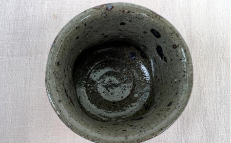 【唐津焼】絵唐津松文ぐい呑 / 佐賀県 / 太兵衛窯 [41ADBR033]