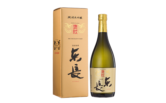 【全6回定期便】東長 純米大吟醸 贅沢飲み比べ 2種（純米大吟醸 東長 しずく搾り・褒紋東長） 720ml / 日本酒 / 佐賀県 / 瀬頭酒造株式会社 [41AIAD083]