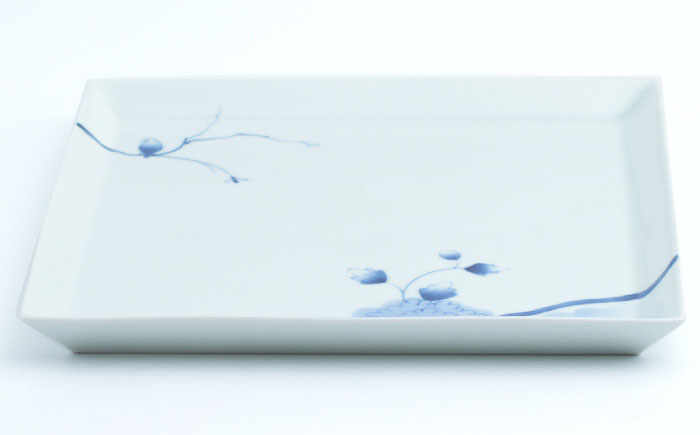 【ロマ佐賀】【有田焼】藍伊万里正角プレート（大）約23cm / 食器 / 佐賀県 / 株式会社まるぶん [41APCD071]