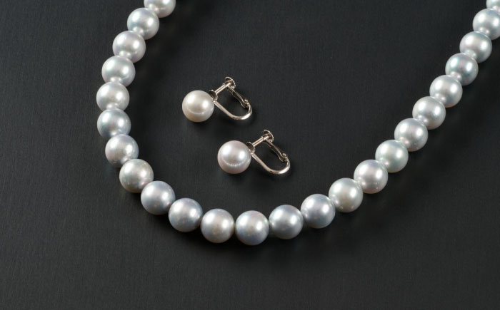 【選べる】【鑑別書付】【艶々マーメイドブルー】7.5-8.0mm アコヤ真珠ネックレスとピアスorイヤリング 2点セット / アクセサリー / 佐賀県 [41AAAA013]