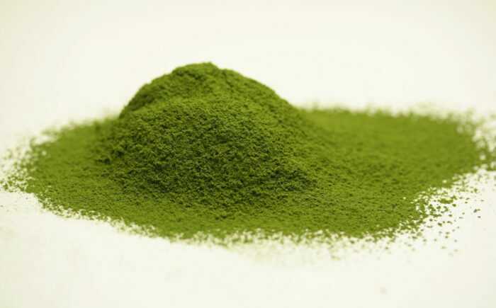 至高の抹茶ロールケーキ 2本入り / スイーツ / 佐賀県 / シェ・ヤマモト [41AAAE003]