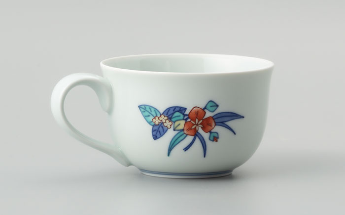 【有田焼】重要無形文化財 草花文碗 (桃絵と椿絵)  / 佐賀県 / 今右衛門焼佐賀店有銘堂 [41AAAY020]