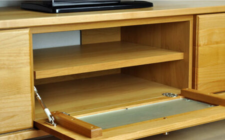 【開梱・設置付】【色が選べる】kumukumu150テレビボード（クリア色/WN色） / 家具 / 佐賀県 / 株式会社門田木工 [41AAAZ005]