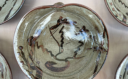 【唐津焼】絵唐津松竹梅文蛤向付 5客組 / 佐賀県 / 太兵衛窯 [41ADBR012]