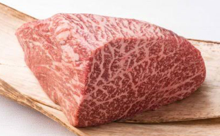 【ロマ佐賀】厳選佐賀牛赤身ステーキ500g / 牛肉 / 佐賀県 / 有限会社片岡精肉店 [41AEAC015]