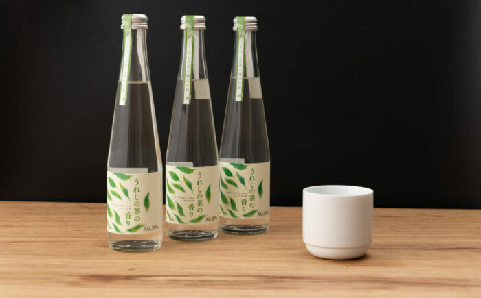うれしの茶の香り（うれしの茶×麹のお酒）300ml×3本 / 焼酎 / 佐賀県 / 有限会社嬉野酒店 [41AIAA003]