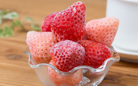 【2026年発送分 先行予約】冷凍いちご おまかせ詰め合わせ 1.5kg / フルーツ / 佐賀県 / 岸川農園 [41ASAG001]