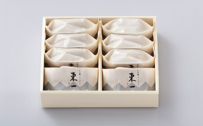 東一バターサンド 8個入り / スイーツ / 佐賀県 / シェ・ヤマモト [41AAAE001]