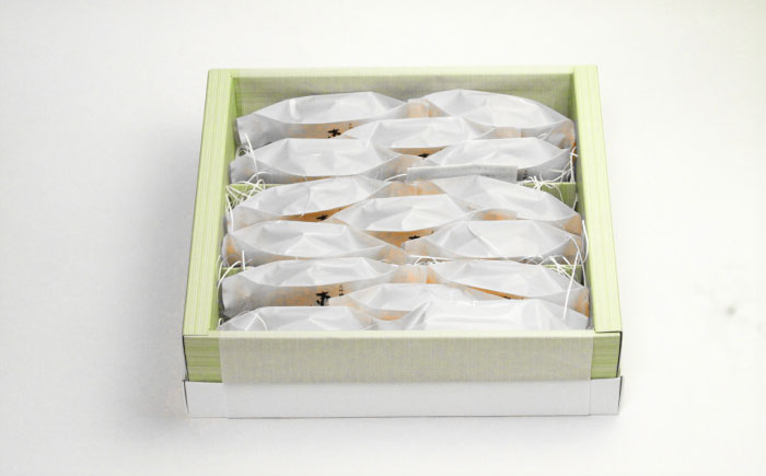 東一バターサンド 15個入り / スイーツ/ 佐賀県 / シェ・ヤマモト [41AAAE002]