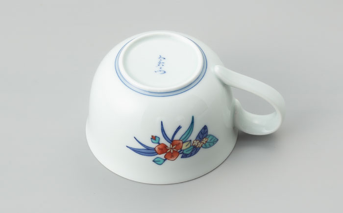 【有田焼】重要無形文化財 草花文碗 (桃絵と椿絵)  / 佐賀県 / 今右衛門焼佐賀店有銘堂 [41AAAY020]