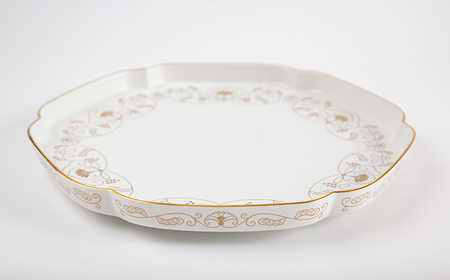 【有田焼】【其泉】ゆいからくさ 24.5cm プレート 金 ペア / 食器 / 佐賀県 / 株式会社賞美堂本店 [41APAQ025]