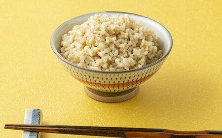 【全5回定期便】令和7年産 特別栽培米「さがびより」玄米 計25kg（5kg×1袋×5回） / 佐賀県 / 光吉農産 [41AACV013]