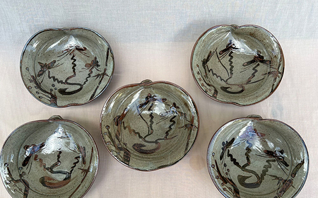 【唐津焼】絵唐津松竹梅文蛤向付 5客組 / 佐賀県 / 太兵衛窯 [41ADBR012]