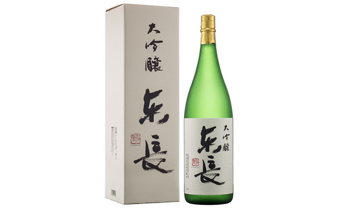 【全3回定期便】大吟醸 東長 1.8L / 日本酒 / 佐賀県 / 瀬頭酒造株式会社 [41AIAD034]