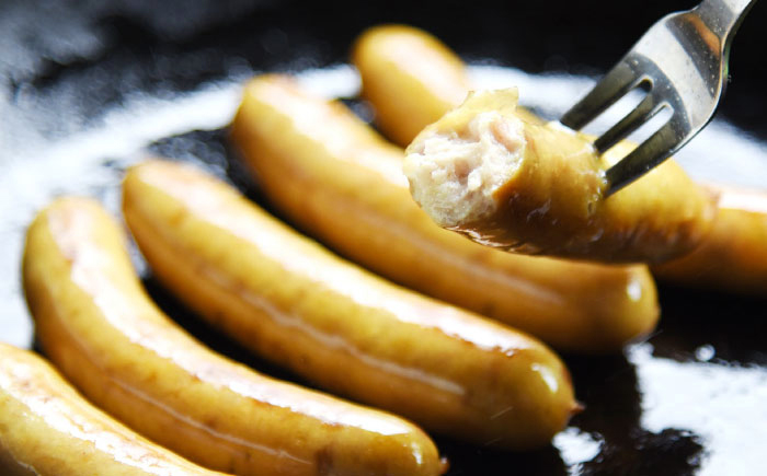 本間農園の平飼い親鳥肉使用！ソーセージ2種食べ比べセットB（ウィンナー30本、フランクフルト12本） / 加工肉 / 佐賀県 / 本間農園 [41AJAA016]