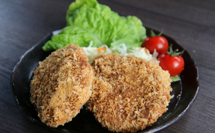 佐賀和牛メンチカツ 6個 / 簡単調理 加工肉 / 佐賀県 / 一般社団法人龍乃 [41ANAC086]