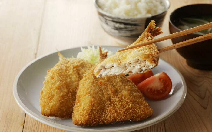 揚げるだけ！冷凍国産アジフライ 計16匹（4匹入×4袋）/ 惣菜 / 佐賀県 / 丸福水産 [41AOCS004]